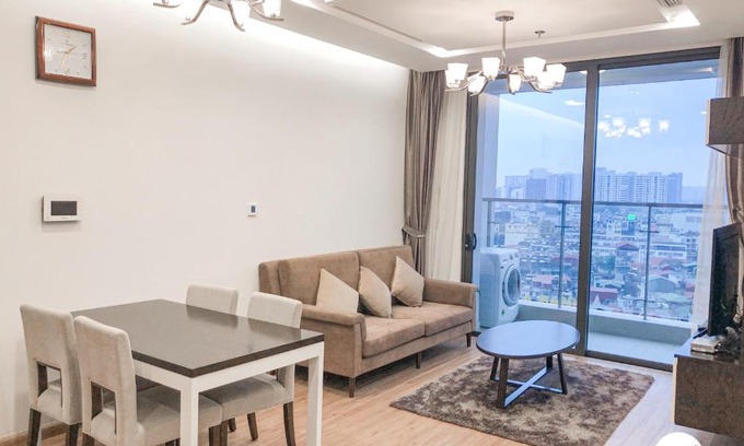 Hoang Mai Apartment | Family-Friendly 2-Bedroom at Vinhomes Metropolis