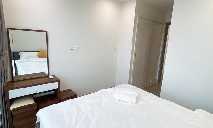 My Đinh Apartment | Explore Vinhomes Skylake: Family-Friendly & Pet Welcoming
