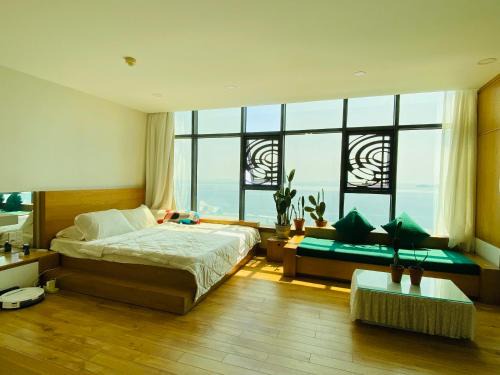 Tran Phu Beach Apartment | Family-Friendly Mường Thanh Nha Trang with Pool Access
