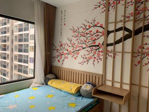 District 9 Apartment | Elegant Origami S803: Pool View & Sports Facilities