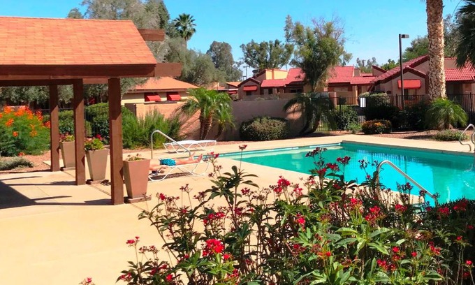 Tempe House | Family-Friendly CΛSITΛ ΛrizonΛ with Pool & Spa Amenities