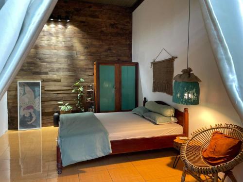 Buon Ma Thuot House | Artistic Cọ Cùn Homestay: Child-Friendly & Guest Rated 10/10