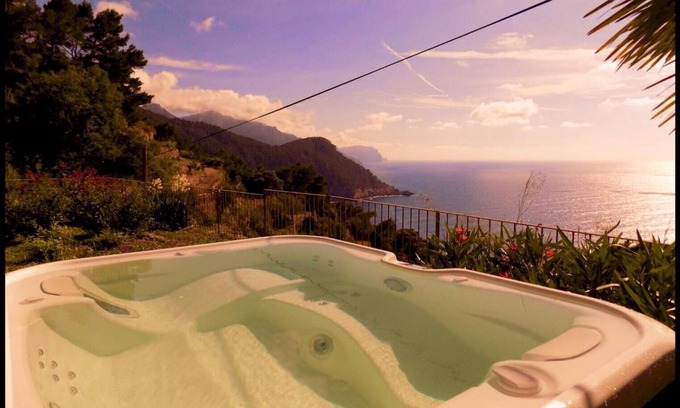 Banyalbufar House | Discover C'an Co Banyalbufar: Spa & Family-Friendly Retreat