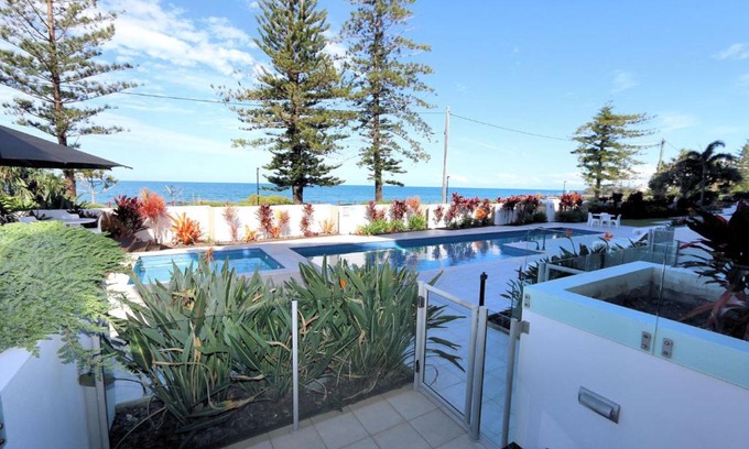 Bargara Apartment | Oceanfront C Bargara Unit 101 - Guest Rated 8.9/10
