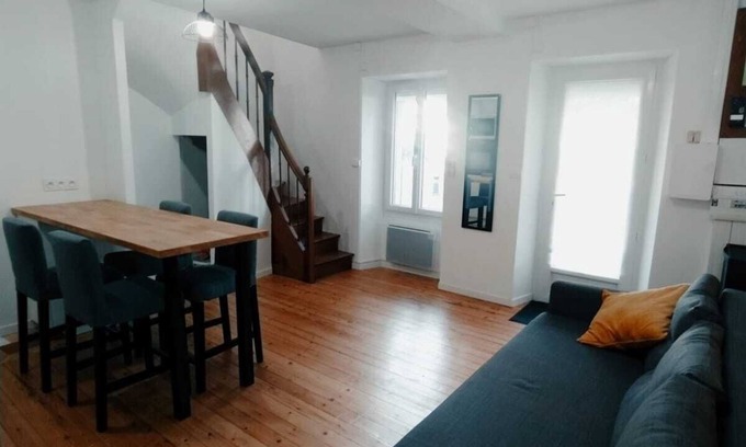 Sable-sur-Sarthe House | Experience C'cozy - Bright Home with Spa & Breakfast