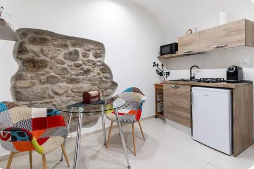 Isolabona Apartment | Enchanting C'era una volta Suite with Breakfast Included