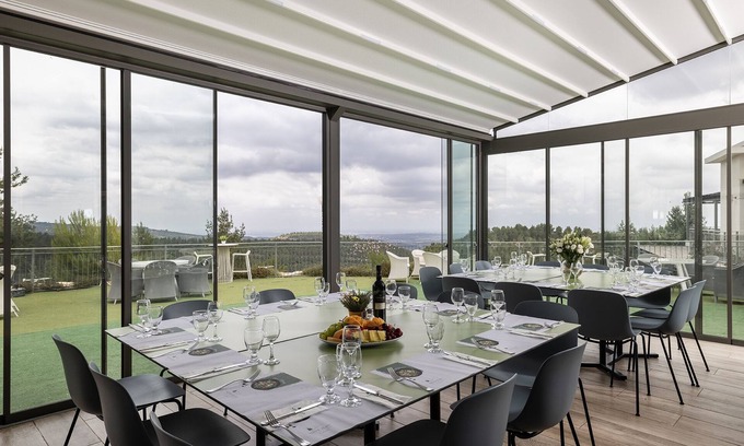 Neve Ilan Hotel | Relaxing Stay at C-Hotel Neve Illan with Pool & Spa
