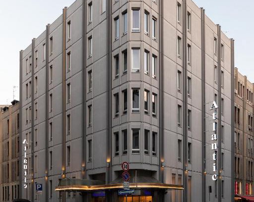 Central Station Hotel | Discover c-hotels Atlantic: 4-Star Stay with Pet-Friendly Perks