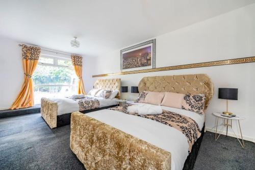 Chapeltown House | Relax at C.sani: Oceanfront Bliss with Free Parking & WiFi