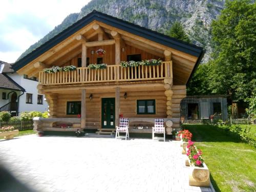 Hallstatt House | Experience C.T.N. Loghouse: Rated 9.6, Pet Friendly Stay