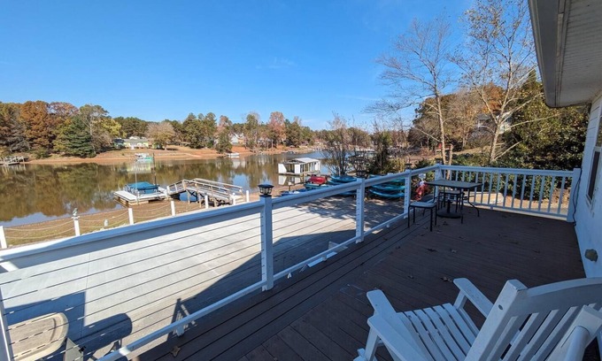 Sherrills Ford Cabin | Lakefront Cabin Retreat on Scenic Lake Norman