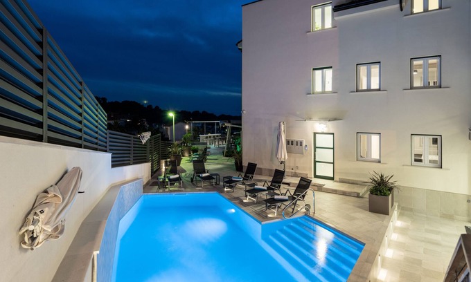 Krizna luka Resort | (C1) Premium apartment