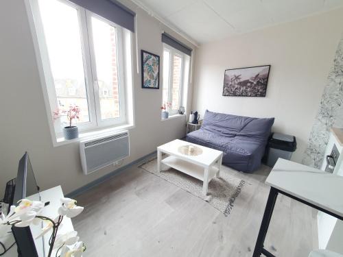 Cambrai Apartment | Cozy C5 Two-Bedroom Retreat in City Center