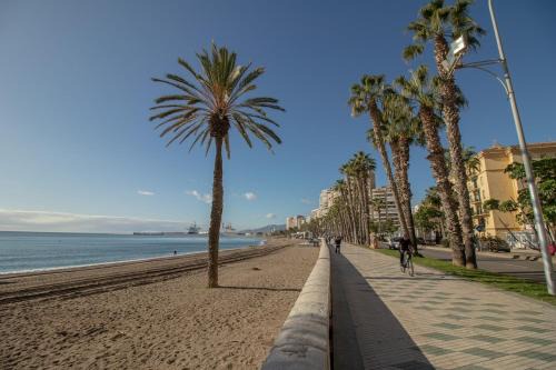 La Caleta Apartment | Oceanfront 2 Bedrooms at C52 Near the Center
