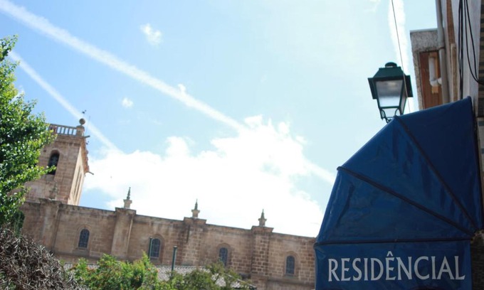 Torre de Moncorvo Hotel | Cozy Caçula: Family-Friendly Stay with Breakfast Included