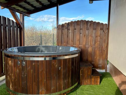 gmina Mikołajki Pomorskie House | Pet-Friendly Retreat at Całoroczny Domek Nad Jeziorem