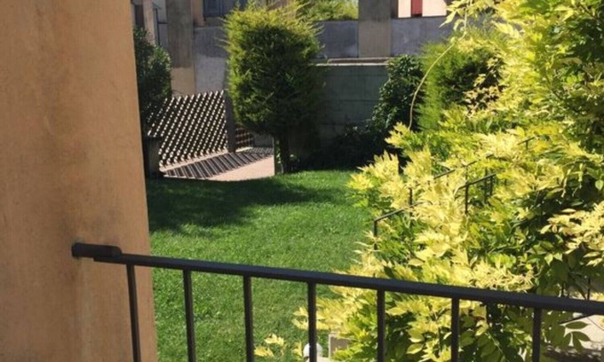 Sandra Villa | Relax at Ca Bert Villa dei Glicini with Breakfast Included