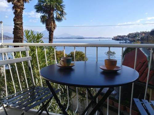 Feriolo Apartment | Idyllic Ca' d'Alfonso with Oceanfront Views, Rated 9.3/10