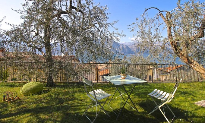 Porto House | Pet-Friendly Retreat at Ca de l'Angelon - Family Friendly