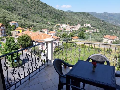 Villa Viani House | Pet-Friendly Retreat at Ca de Maio - Rated 9.4/10!