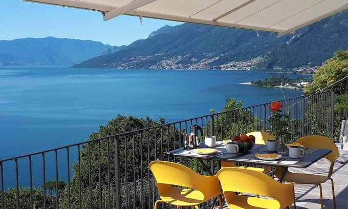 Domaso Apartment | Discover Ca' del Barba: Oceanfront Bliss with 9.9 Rating