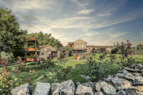 Cecima House | Inviting Ca' del Monte Resort with Oceanfront Views