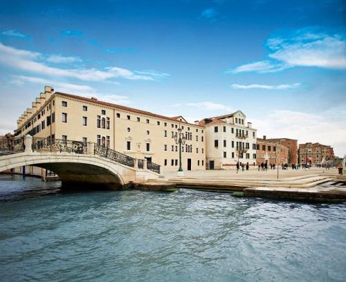 Castello Hotel | Indulge at Ca'di Dio - 5-Star Hotel with Spa & Hot Tub