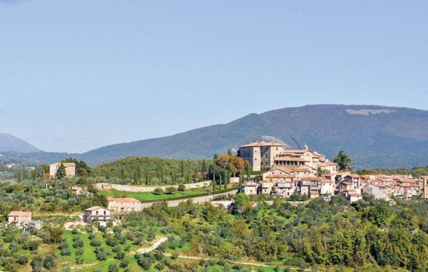Belmonte in Sabina House | Pet-Friendly Retreat at Ca' di Lena - Rated 9/10 by Guests