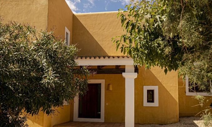 Sant Francesc Xavier Villa | Top-Rated Can Noves Villa with Porch, BBQ & Spa Amenities