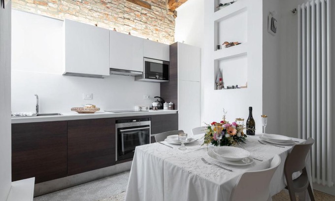 Castello Apartment | Experience Ca' Flavia: Family-Friendly 4-Star Retreat