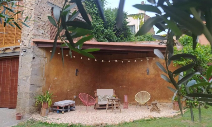 Castello d'Empuries House | Pet-Friendly Ca l'Àvia Remei - Guest Rated 9.6/10