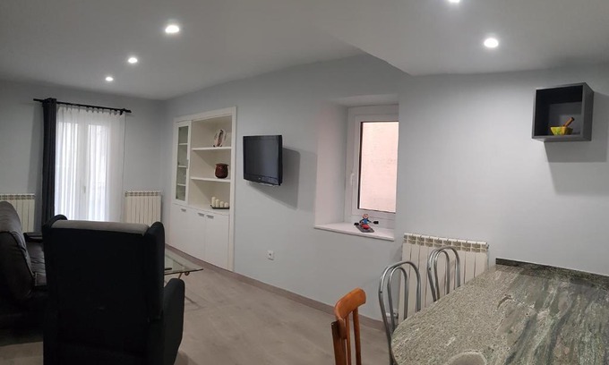La Seu d'Urgell Apartment | Family-Friendly Retreat at Ca la Quima – Guest Rated 9.4