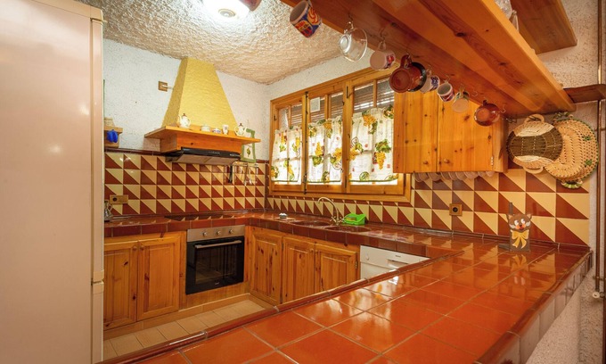 Gratallops House | Discover Ca la Salina: Your Ideal Getaway in Priorat