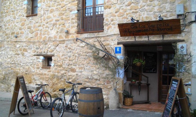 Cretas House | Discover Ca la Serreta with Complimentary Breakfast Included