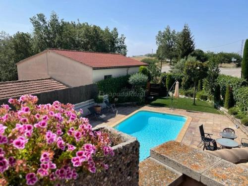 Llobera Apartment | Pet-Friendly Ca l’Avi Forner: 10/10 Guest Satisfaction