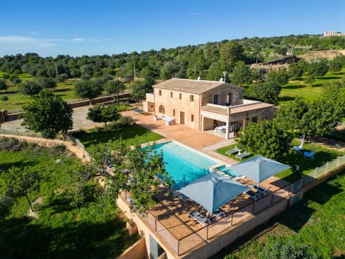 Manacor Villa | Relax at Ca'n Banyeta: Family-Friendly with Pool Access