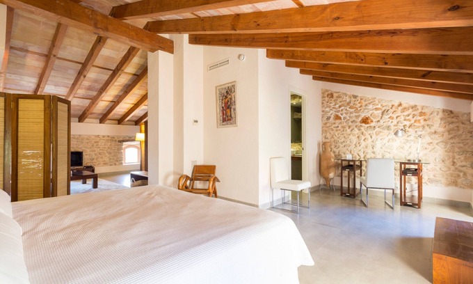 Alaro House | Relax at Ca' n Beia Suites - Adults Only with Spa & Pool