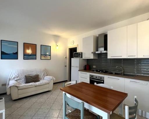 Clusane Apartment | Discover Ca' Nildes: Pet-Friendly with a 9/10 Guest Rating