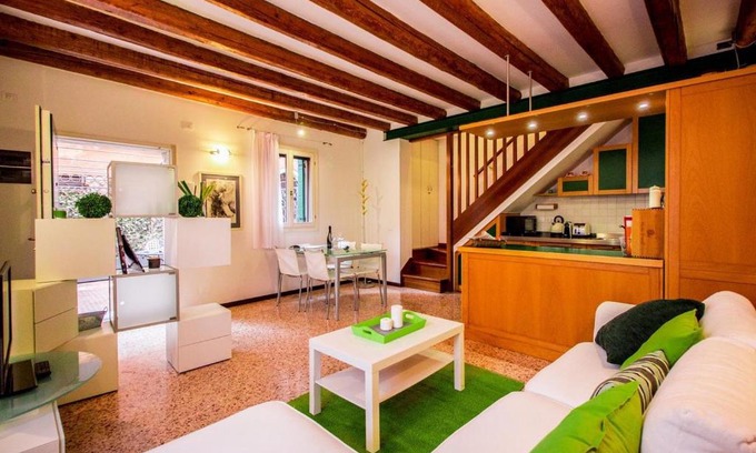 Dorsoduro House | Family-Friendly Ca’ Orti with Exceptional 9.7 Review Score