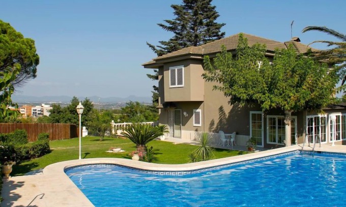 Alcover House | Relax at Ca Romeu by Interhome with Pool and Spa Access