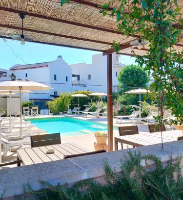 Spongano Apartment | Pet-Friendly Getaway at Ca'SaLentu - La Corte dei Colori