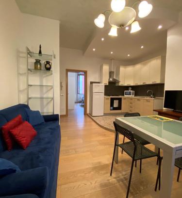 Dorsoduro Apartment | Cozy Ca' Santa Marta Apartment with Kitchen Amenities