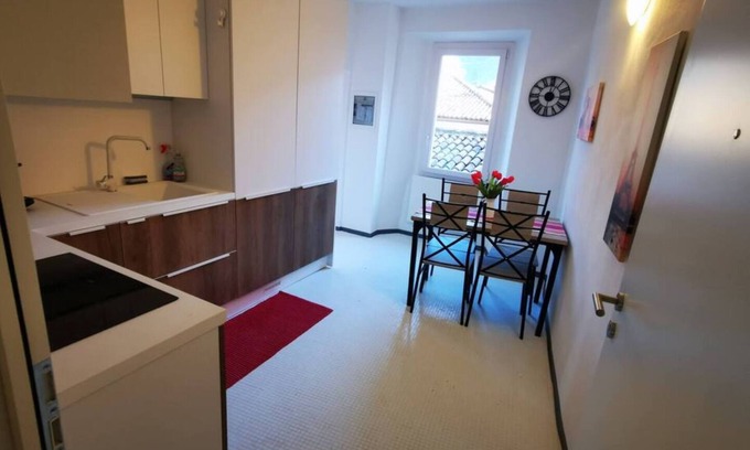 Tremona Apartment | Discover Ca Sistina Red: Pet-Friendly Family Retreat