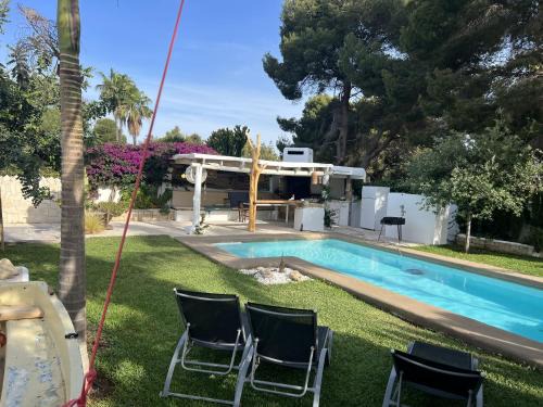 Denia Villa | Discover Ca Tauró: Pet-Friendly 4-Star Family Retreat