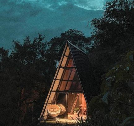 Girardota Ski Chalet | Radiant Benevento Glamping: Hot Tub & 9.9/10 Guest Rated