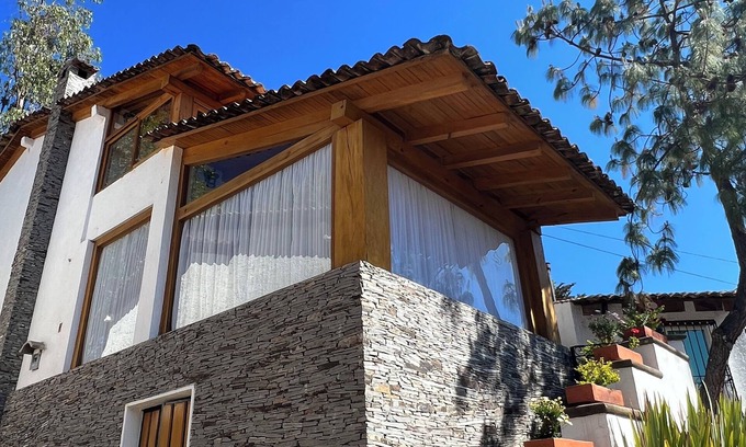 Tapalpa Cabin | Cozy Cabaña Near the Village with Spa and Breakfast