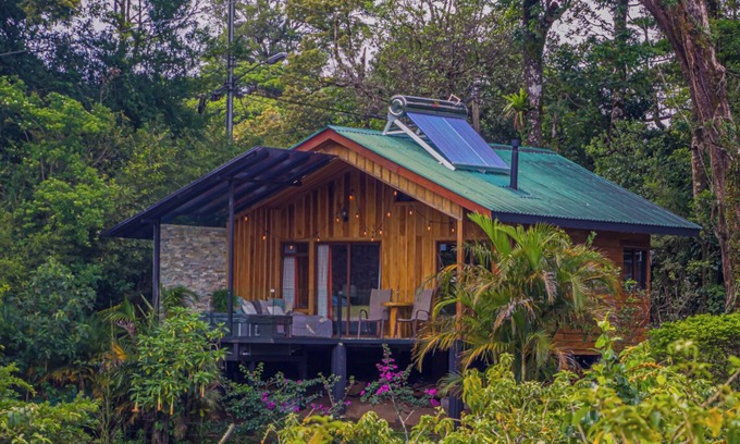 Monteverde Cabin | Cozy Cabin Just 15 Minutes from Exciting Attractions
