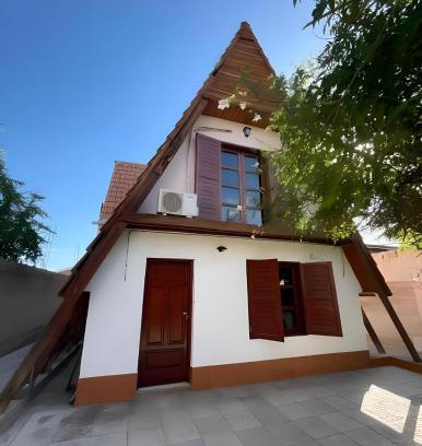 Chilecito House | Top-Rated Cabaña Alpina del Centro - Family-Friendly Retreat