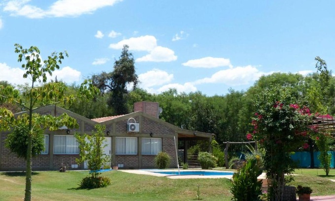 San Agustin de Valle Fertil Cabin | Relax at Cabañas La Rosita - Family-Friendly Retreat