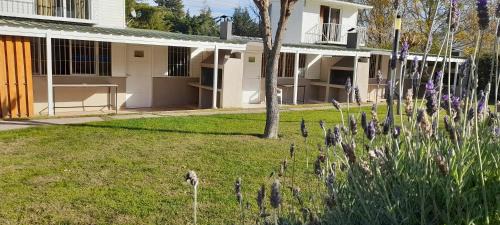 Las Compuertas Apartment | Inviting Cabaña Blancos Sueños de Encalada with Pool Access